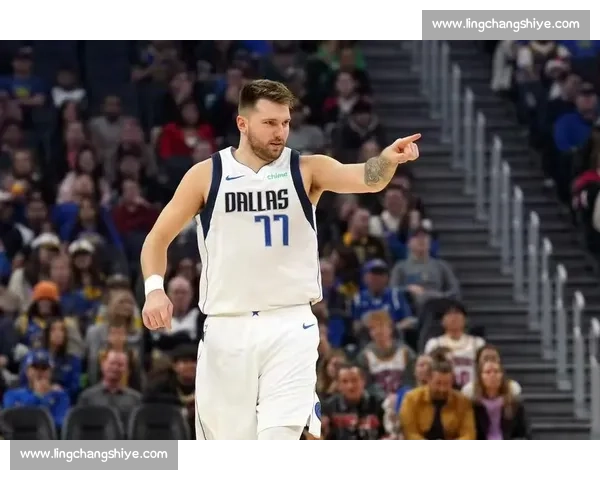 瘦身东契奇火力狂飙,独行侠防守豪赌难掩失衡